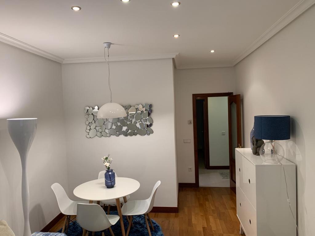 Centriquisimo, Bonito, Comodo, Wifi, Campomanes Oviédo Exterior foto